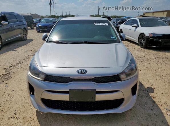 3KPA24AD5LE322670 2020 KIA RIO Silver Widok z przodu
