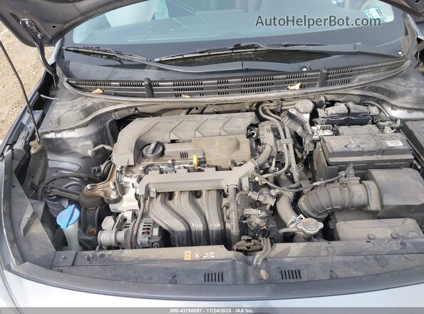 3KPA24AD8LE316880 2020 KIA RIO Gray Rear view