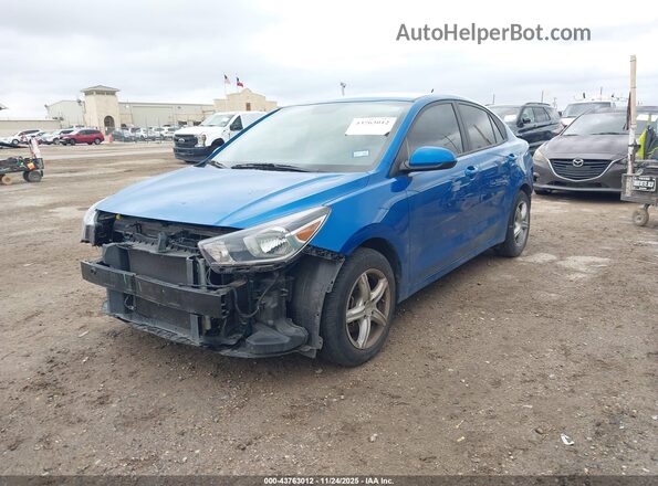 3KPA24AD8NE476969 2022 KIA RIO Blue Przód lewy