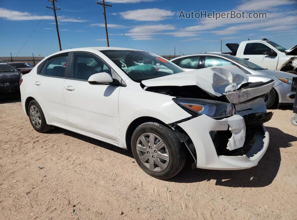 3KPA24AD8NE486840 2022 KIA RIO White Przód prawy