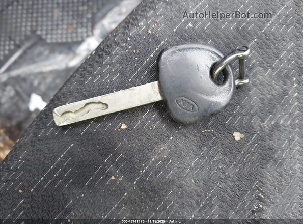 3KPA24ADXLE296602 2020 KIA RIO Silver Առջևի վահանակի տեսք