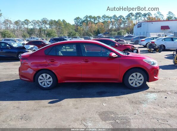 3KPA24ADXLE359231 2020 KIA RIO Red Widok wnętrza z tyłu