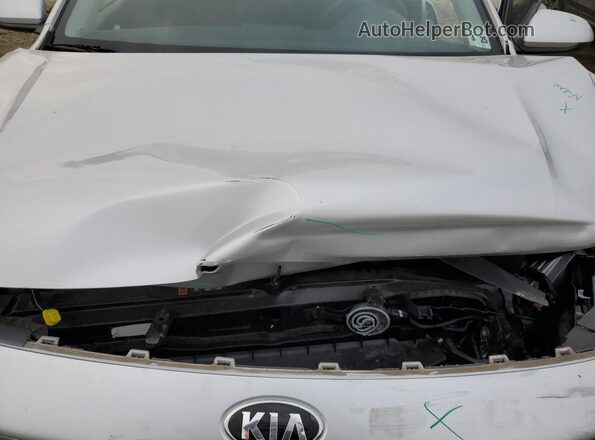 3KPA25AD0LE306463 2020 KIA RIO Silver Սալոնի հետևի տեսք