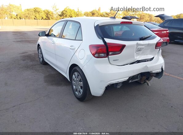 3KPA25AD3PE628908 2023 KIA RIO 5-DOOR White Tył lewy