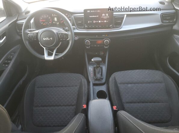 3KPA25AD4NE474867 2022 KIA RIO Silver 