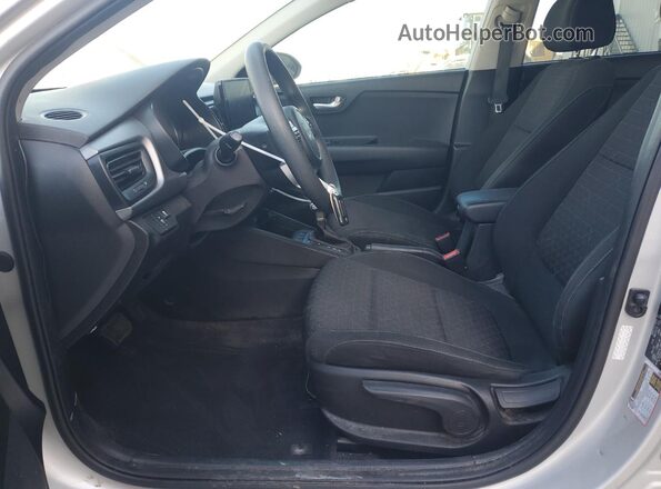 3KPA25AD4NE474867 2022 KIA RIO Silver 