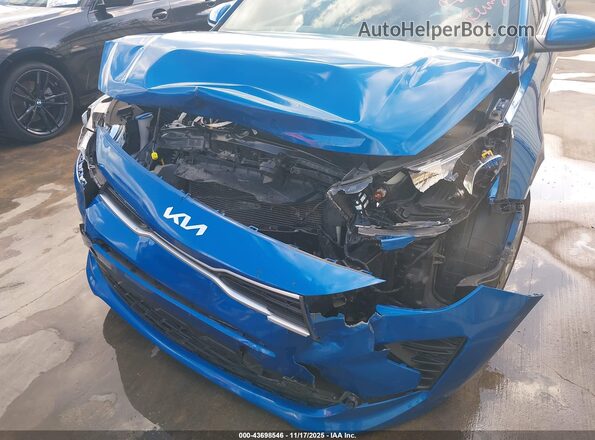 3KPA25AD5PE580103 2023 KIA RIO 5-DOOR Blue Widok z przodu