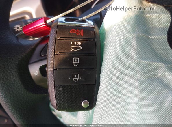 3KPA25AD5PE580103 2023 KIA RIO 5-DOOR Blue Widok deski rozdzielczej