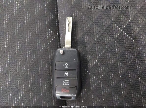3KPA25AD7ME424284 2021 KIA RIO 5-DOOR Серый Вид панели приборов