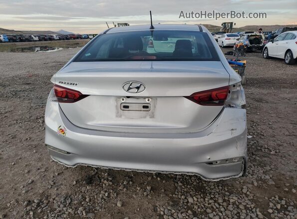 3KPC24A60ME131475 2021 HYUNDAI ACCENT Silver Rear view