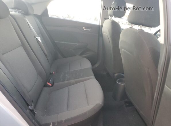 3KPC24A60ME131475 2021 HYUNDAI ACCENT Silver Rear seats view