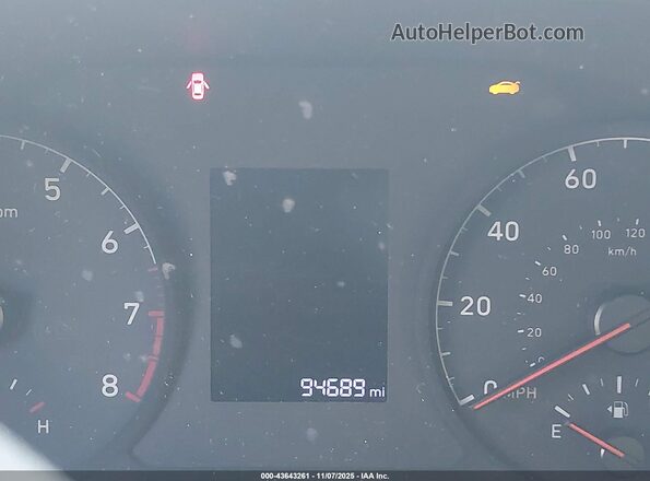 3KPC24A60ME144629 2021 HYUNDAI ACCENT Silver Widok tylnych siedzeń