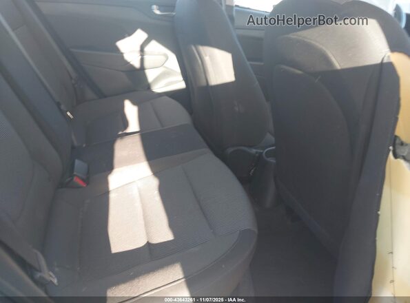 3KPC24A60ME144629 2021 HYUNDAI ACCENT Silver Widok naklejki z numerem VIN