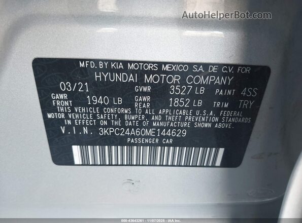 3KPC24A60ME144629 2021 HYUNDAI ACCENT Silver Widok komory silnika