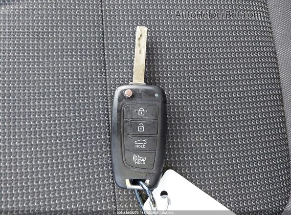 3KPC24A62LE104079 2020 HYUNDAI ACCENT White Dashboard view