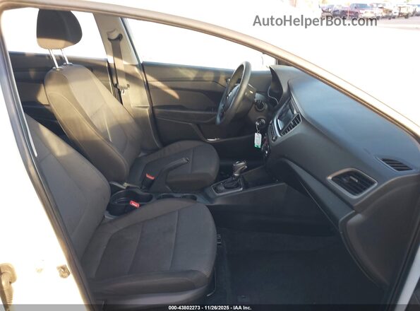 3KPC24A62LE104079 2020 HYUNDAI ACCENT White Front interior view