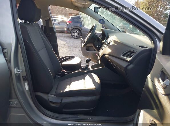 3KPC24A62ME137701 2021 HYUNDAI ACCENT Silver Vista interior delantera