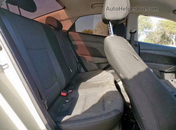 3KPC24A63LE113616 2020 HYUNDAI ACCENT Silver Rear seats view