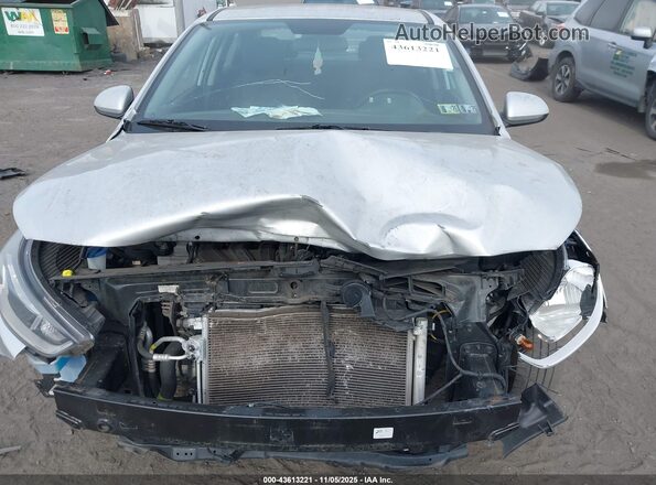 3KPC24A65LE126142 2020 HYUNDAI ACCENT Серебряный Вид спереди