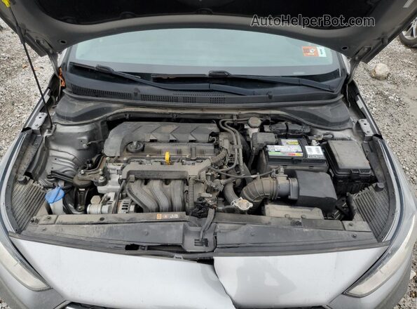3KPC24A65ME140799 2021 HYUNDAI ACCENT Gray Widok wnętrza z tyłu