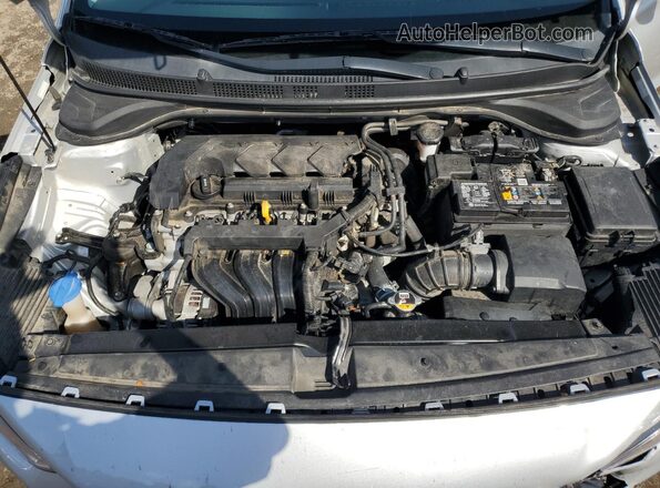 3KPC24A66NE190046 2022 HYUNDAI ACCENT Серебряный Вид задней части салона