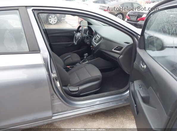 3KPC24A67LE118673 2020 HYUNDAI ACCENT Gray Vista interior delantera