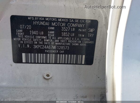3KPC24A67ME128573 2021 HYUNDAI ACCENT White Engine compartment view