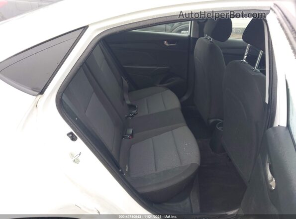 3KPC24A67ME136477 2021 HYUNDAI ACCENT White Widok naklejki z numerem VIN