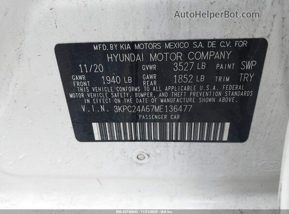 3KPC24A67ME136477 2021 HYUNDAI ACCENT White Widok komory silnika