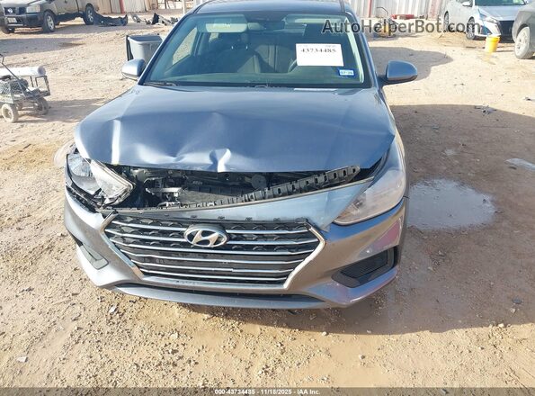 3KPC24A68LE096599 2020 HYUNDAI ACCENT Gray Widok z przodu