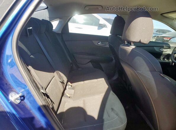 3KPF24AD3LE140746 2020 KIA FORTE Blue უკანა სავარძლების ხედი