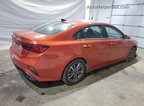 3KPF24AD3NE494429 2022 KIA FORTE Оранжевый Задняя правая четверть