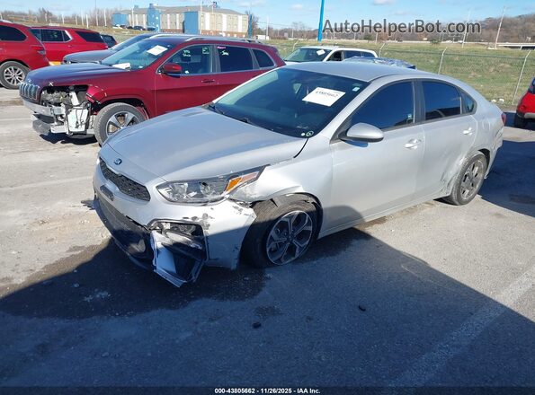 3KPF24AD4LE221528 2020 KIA FORTE Серебряный Передняя левая четверть