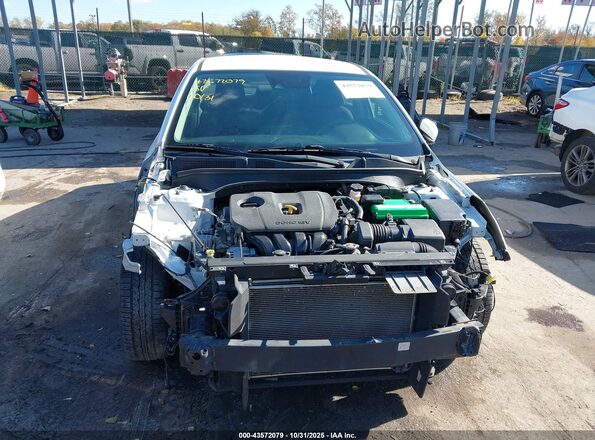 3KPF24AD6LE205976 2020 KIA FORTE Белый Вид задней части салона