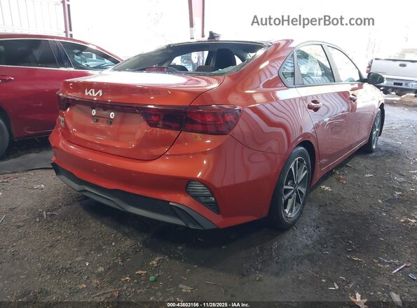 3KPF24AD7NE417353 2022 KIA FORTE Orange Rear right