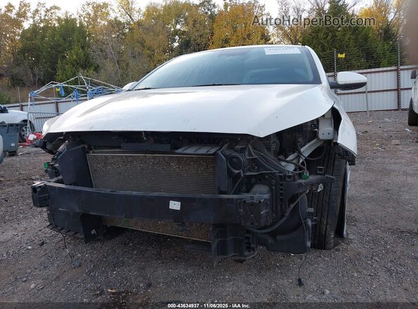3KPF24AD8ME275948 2021 KIA FORTE White 