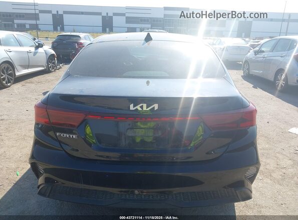 3KPF24ADXNE461055 2022 KIA FORTE Черный 