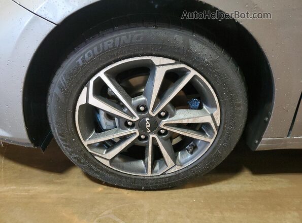 3KPF24ADXPE552135 2023 KIA FORTE Silver 