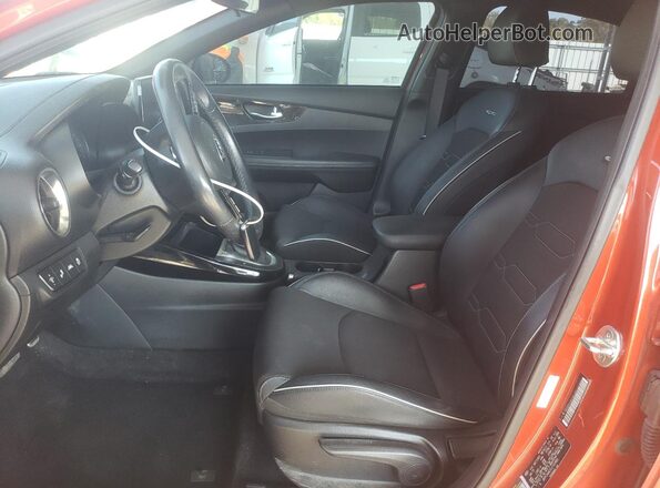 3KPF34AD1LE163469 2020 KIA FORTE Orange წინა სალონის ხედი