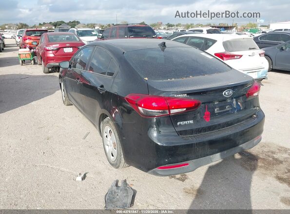 3KPFK4A70JE252525 2018 KIA FORTE Черный 