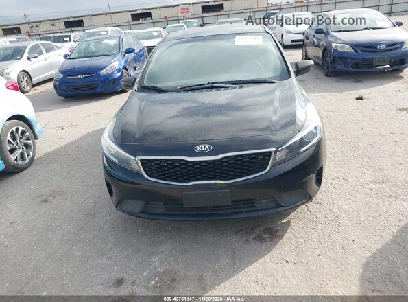 3KPFK4A70JE252525 2018 KIA FORTE Черный 