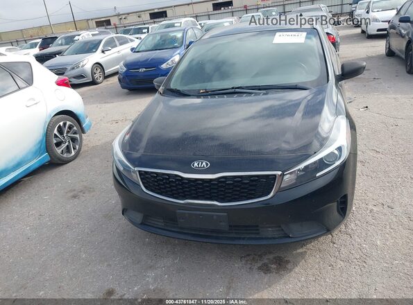 3KPFK4A70JE252525 2018 KIA FORTE Черный 
