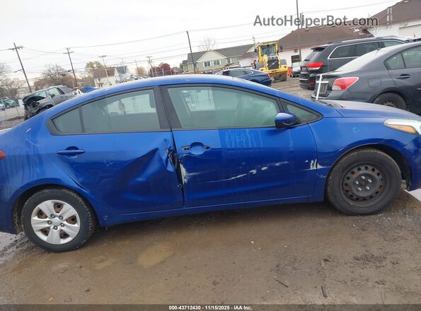 3KPFK4A71HE041635 2017 KIA FORTE Blue უკანა სალონის ხედი