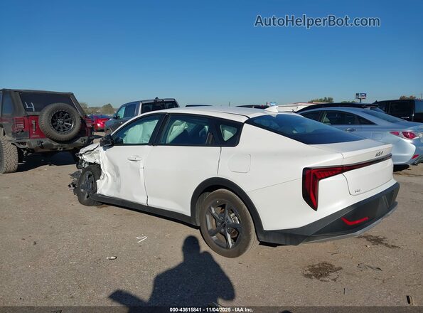 3KPFT4DE7SE132861 2025 KIA K4 White Rear left