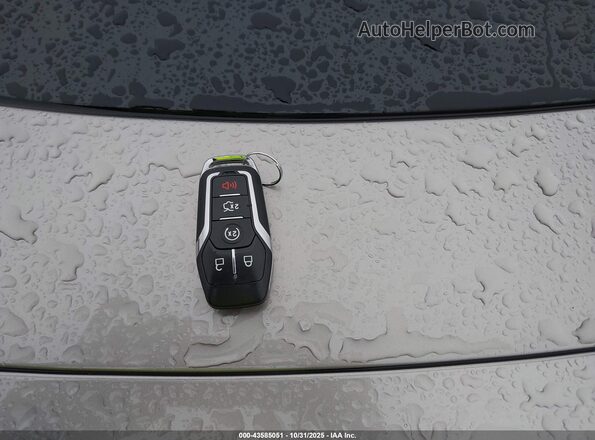 3LN6L2LU0GR627282 2016 LINCOLN MKZ HYBRID Silver Widok deski rozdzielczej