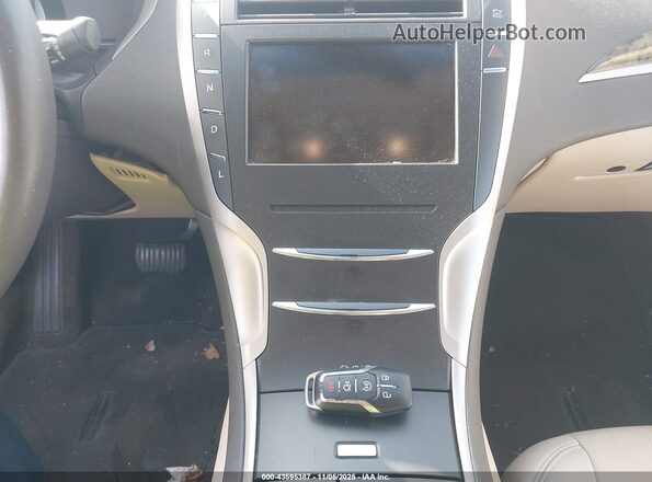 3LN6L2LU9GR632545 2016 LINCOLN MKZ HYBRID Champagne Widok deski rozdzielczej
