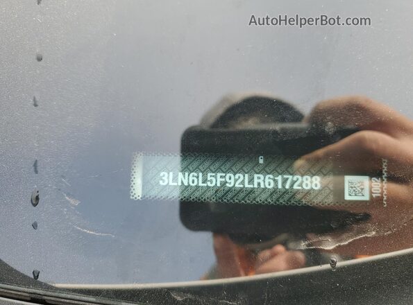 3LN6L5F92LR617288 2020 LINCOLN MKZ White Շարժիչի բաժամունքի տեսք