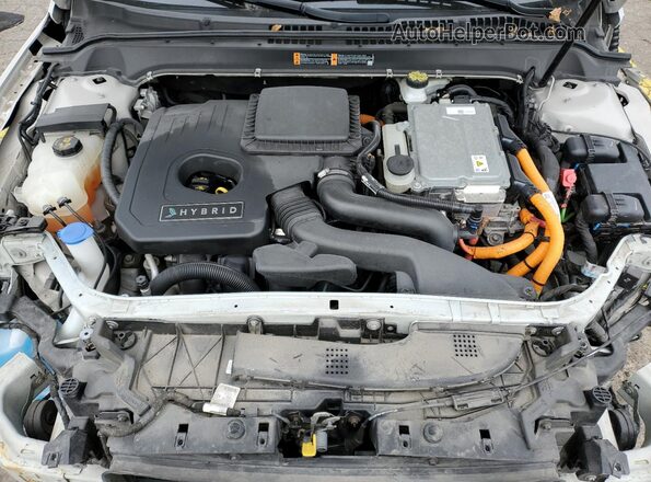 3LN6L5LU5LR617424 2020 LINCOLN MKZ White Vista del compartimento del motor