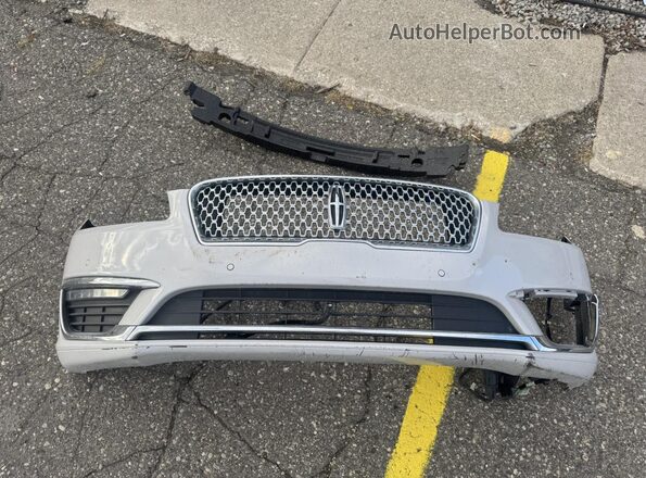 3LN6L5LU5LR617424 2020 LINCOLN MKZ White Vista de los asientos traseros
