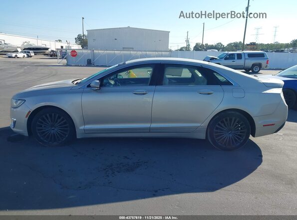 3LN6L5MU3HR650511 2017 LINCOLN MKZ HYBRID Gold 360 interior view